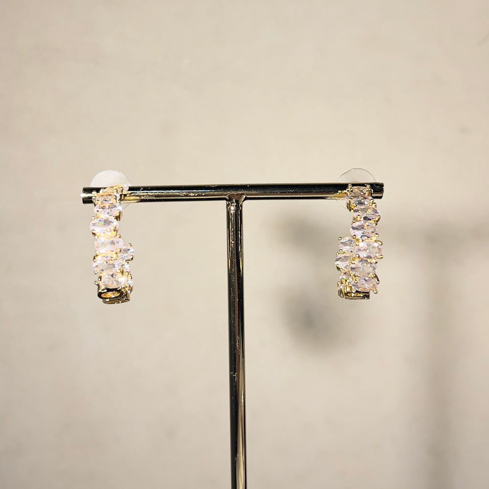 Indira white earrings - Hera Jewellery