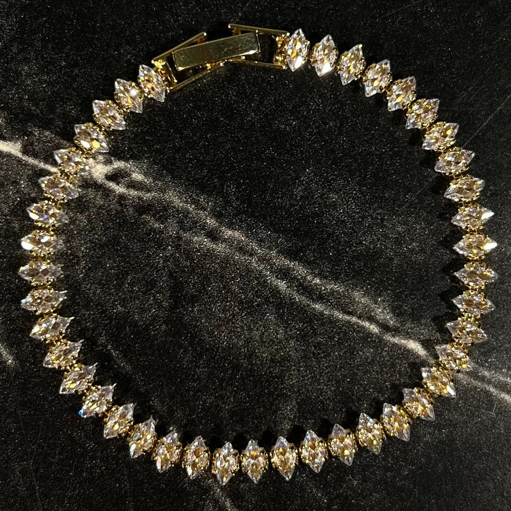 Kayra white bracelet - Hera Jewellery